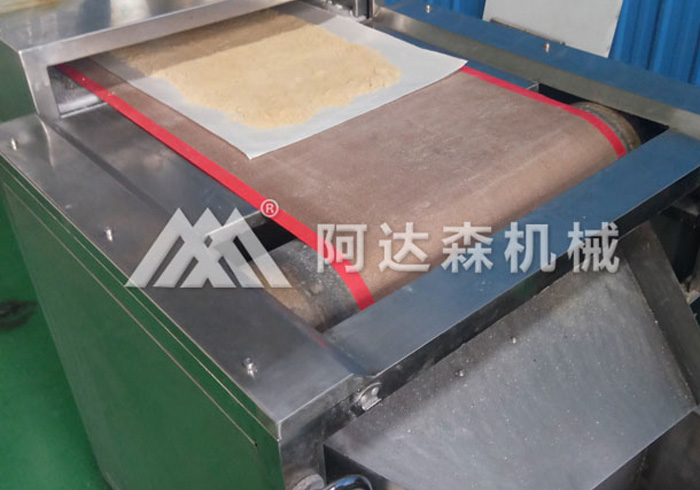 微波干燥機的特點優(yōu)勢：節(jié)能效率高、工藝先進